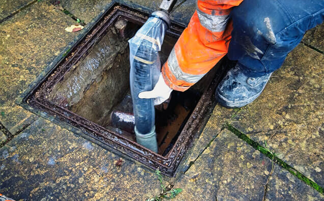 https://plumberleeming.com.au/uploads/2025/06/blocked-drains-682908.jpg