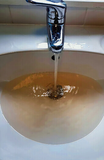 https://plumberleeming.com.au/uploads/2025/06/blocked-drains-905984.jpg