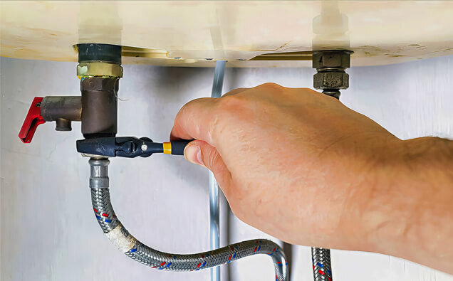 https://plumberleeming.com.au/uploads/2025/06/gas-plumbing-122038.jpg