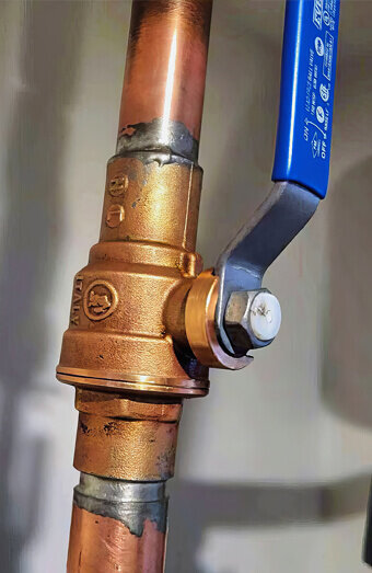 https://plumberleeming.com.au/uploads/2025/06/gas-plumbing-719930.jpg